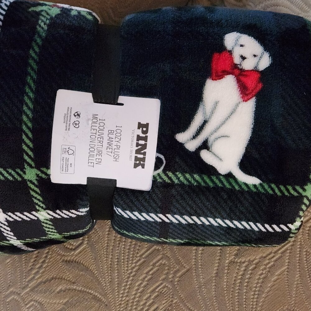 Pink, by Victoria Secret, cozy plush blanket. 50x60 In.
